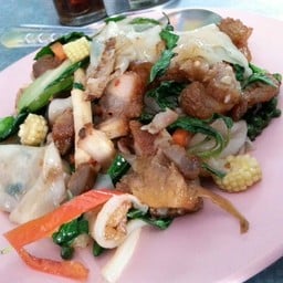 ลูกเหลียง อาหารตามสั่ง