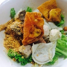 บะหมี่เกี๊ยวแห้ง พิเศษ 40บาท