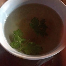 ซุปโครงไก่กับหัวไชเท้าดอง