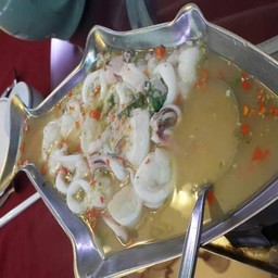 ครัวเสวย หมึกไข่นึ่งมะนาว