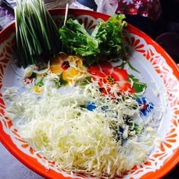 ผักเคียง