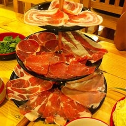 ชุดหมูเนื้อ 299.-