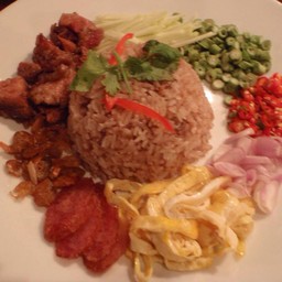 ข้าวคลุกกะปิ