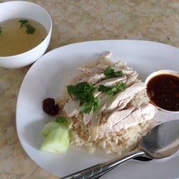 พี่อ้อย