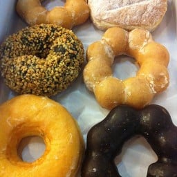 Mister Donut โลตัส ราชบุรี ชั้น 1