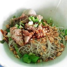 ก๋วยเตี๋ยวเรืออยุธยา ป้าลิ้ม