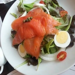 น้ำสลัดอร่อยคะ แต่โดยรวมเฉยๆ คะ