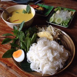 ขนมจีนน้ำยาปู