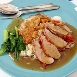 ข้าวหน้าเป็ดย่าง+หมูกรอบ