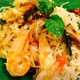 เลอปลาแดก เลียบทางด่วน-รามอินทรา