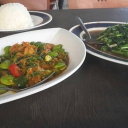 สะตอผัดกุ้ง & ผัดผักน้ำ