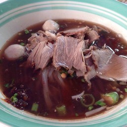 ก๋วยเตี๋ยวเรืออยุธยา เศรษฐีเรือทอง