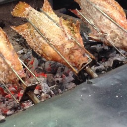 อ๊อด 2 เมี่ยงปลาเผา หน้าโลตัสบ้านปึก