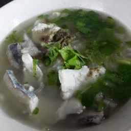 ไห่ข้าวต้มปลา