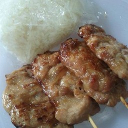 หมูปิ้งนมสด