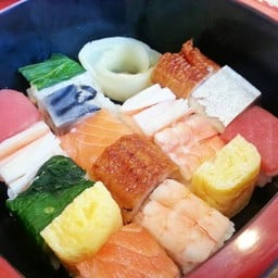 ☆☆☆☆โอชิซูชิหน้ารวมลด50%เหลือ110บาทถึง 30ก.ย. นี้