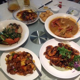 Our 1 Fst Round :)