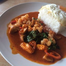 กุ้งผัดพริกเผา ไข่ดาว