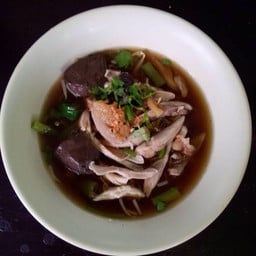 ก๋วยเตี๋ยวไก่ลุงพันธ์