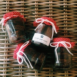 Brownie in the jar ราคา 130-145 บาท
บราวนี่ในขวดแก้วน่ารักๆ