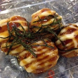 Takoyaki หน้าห้าง Century