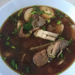 ก๋วยจั๊บน้ำข้นสูตรโบราณ