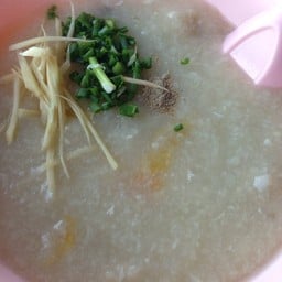 ข้าวมันไก่ เฮียหนุ่ม บึงพลาญชัย ร้อยเอ็ด