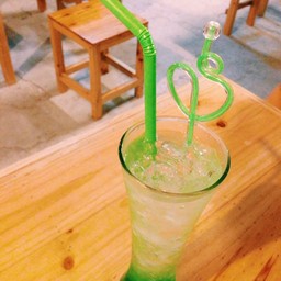 แอปเปิ้ลเขียว อิตาเลี่ยนโซดา