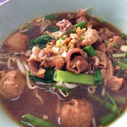 บะหมี่เนื้อตุ๋น^^