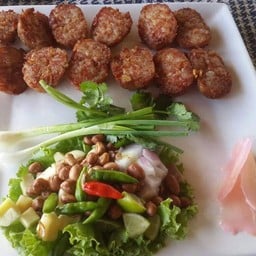 แหนมทอด