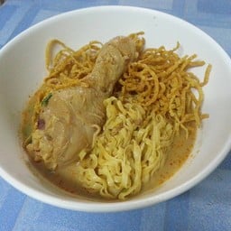 ก๋วยเตี๋ยวเย็นตาโฟโบราณ ซอยลาซาล