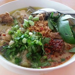 ขนมจีนน้ำยา ชามละ30บาท เท่านั้น เยอะ อร่อย