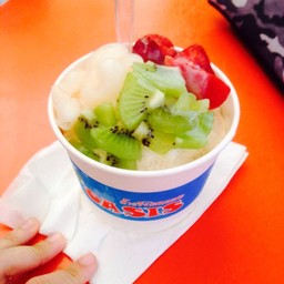 น้ำแข็งใสนมสด Oasis ตลาดนัดปัฐวิกรณ์