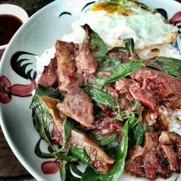 ก๋วยเตี๋ยวเนื้อวัดดงมูลเหล็ก สาขาซอยกรุงเทพกรีฑา 35
