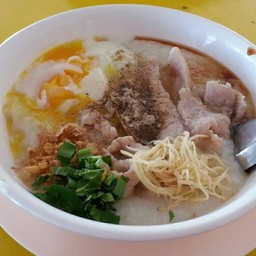 บ้านโจ๊กบ้านเรา คนเยอะมาก อร่อยด้วย ร้านดังประจำหอใน