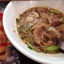 ก๋วยเตี๋ยวเรืออยุธยา ตากสิน22