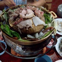 ลี้หมูกระทะ
