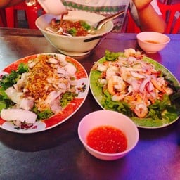 ร้านเจ๊น้องโภชนา