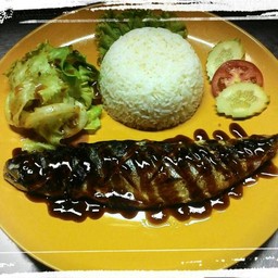 ข้าวหน้าปลาซาบะ