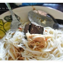 ก๋วยเตี๋ยวยกพลขึ้นบก ปัญญาอินทรา