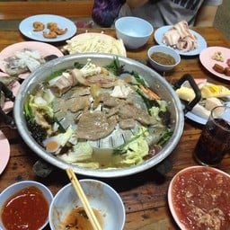 บุ๋มบิ๋มหมูกระทะ