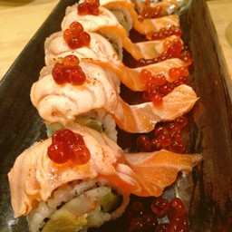 Salmon Ikura Maki