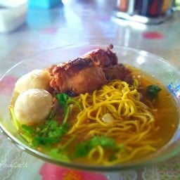 พี่อ้อย อาหารตามสั่ง