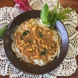 เล่นเส้นขนมจีนเส้นสด