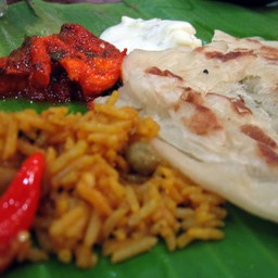 เสริฟบนใบตองเลยจ้ะ