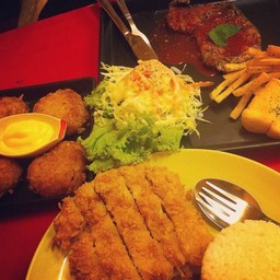 มันบดชีสรูปหัวใจ ไก่ราดมายองเนส 