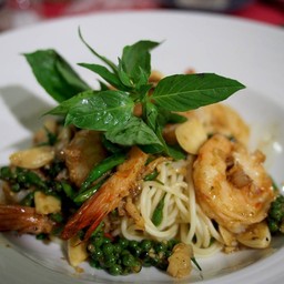 สปาเก็ตตี้กุ้งพริกขี้หนู