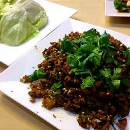 เมี่ยงเนื้อเป็ดจากเป็ดปักกิ่ง