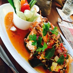 พล่ากุ้งแม่น้ำ