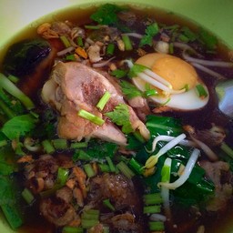 เกาเหลาไก่ตุ๋น